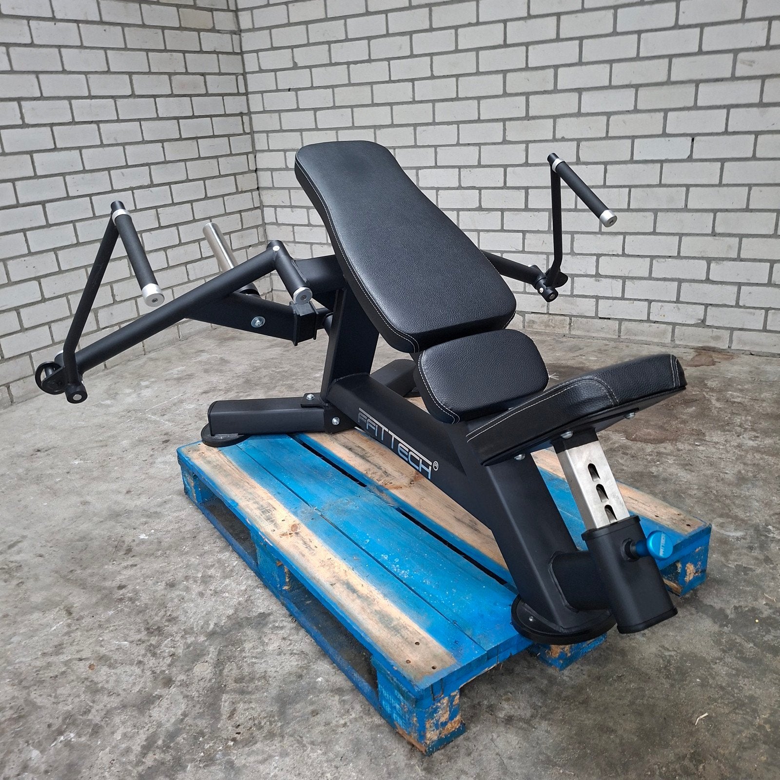 Fittech  Pec Fly  Plate loaded, Ophalen, Zo goed als nieuw, Overige typen