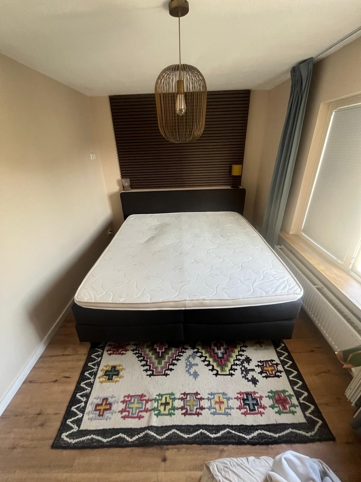 Norma Future Boxspring 180x200 cm met matrassen en topper, Ophalen, Gebruikt, Zwart, Tweepersoons