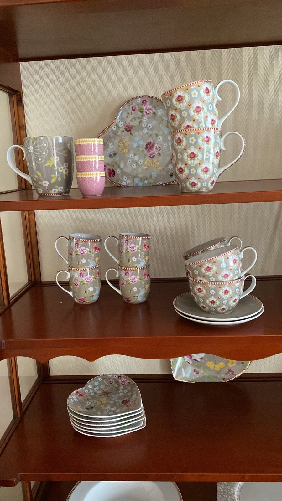Pip studio - Mooi bloemen servies, Ophalen, Overige merken, Keramiek, Zo goed als nieuw