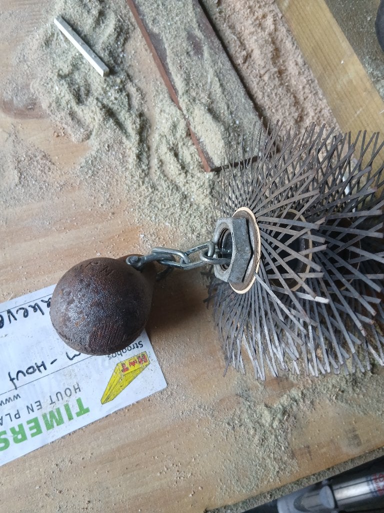 Schoorsteen veegset, Ophalen, Houtkachel, Zo goed als nieuw, Hangend