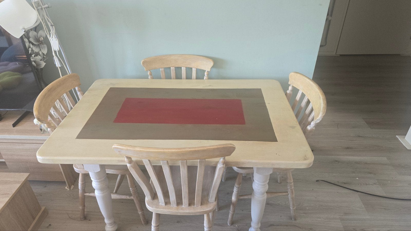 Eettafel met 4 stoelen/ Dinning table, Gebruikt, Vierkant, Ophalen of Verzenden, Klassiek landelijk