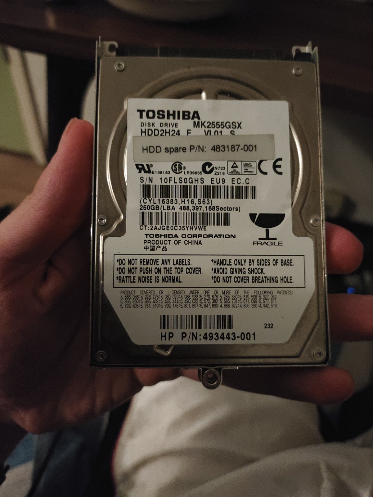 Toshiba MK2555GSX 250GB HDD - Interne harde schijf, Ophalen, Intern, 250GB, Laptop