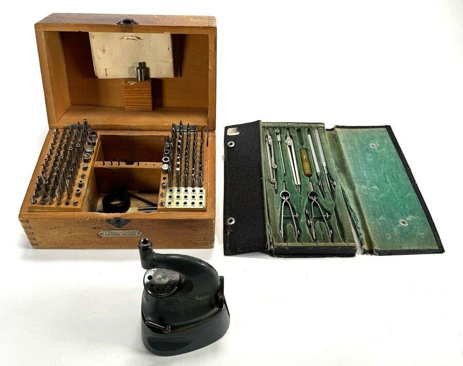 1426. Triebniet Boley en passerset, eerste helft 20e eeuw, Antiek en Kunst, Antiek | Gereedschap en Instrumenten, Ophalen of Verzenden