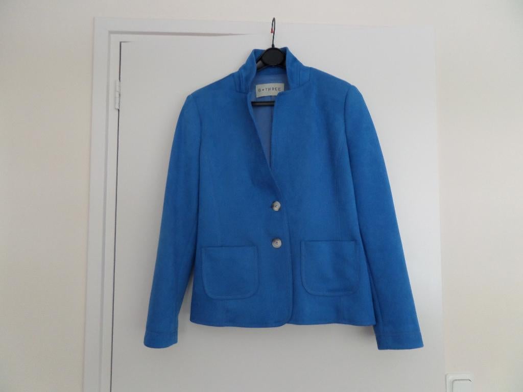 B Three gevoerd dames jasje blauw maat 44, Kleding | Dames, Blauw, Maat 42/44 (L), Ophalen of Verzenden, Zo goed als nieuw