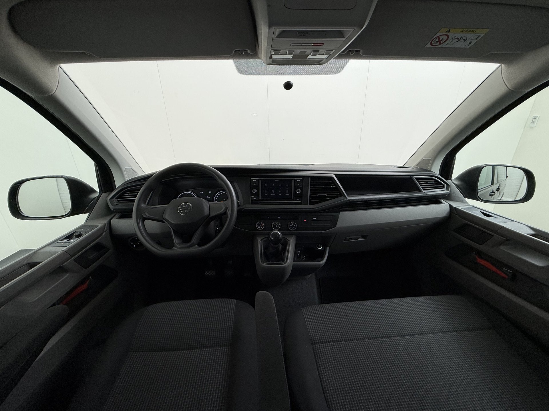 Volkswagen Transporter 2.0TDI Dubbele Cabine 6-Persoons L2H1, Auto's, Voorwielaandrijving, Stof, Gebruikt, 4 cilinders