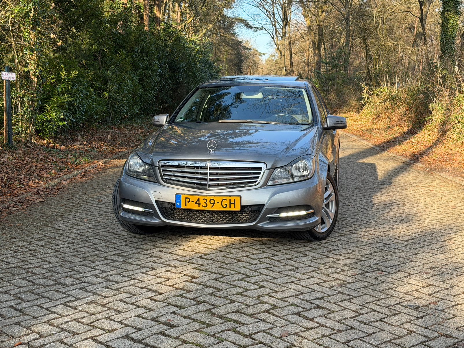 Mercedes-Benz C-Klasse 1.6 C180 Sedan AUT 2013 Grijs, Auto's, Mercedes-Benz, Achterwielaandrijving, 1800 kg, Leder en Stof, 1595 cc