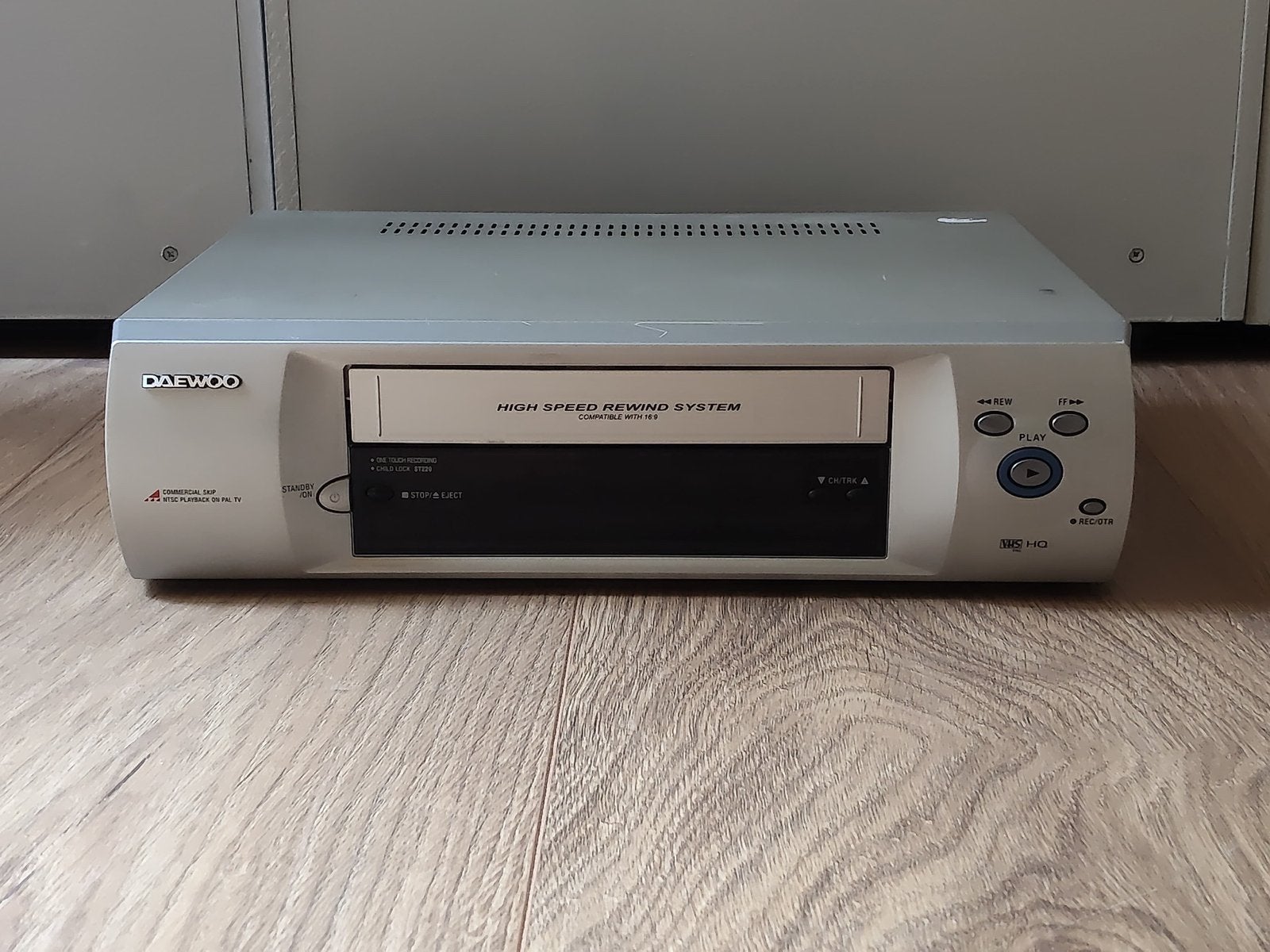 Daewoo ST220 VCR - Getest en Goedwerkend, Ophalen of Verzenden, Gebruikt, VHS-speler of -recorder