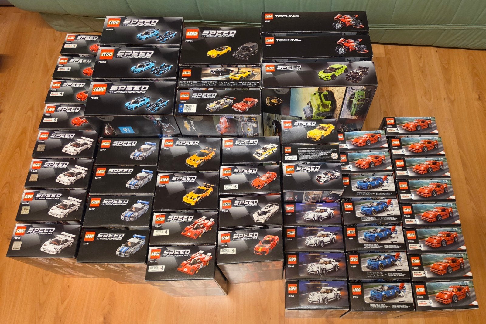 Grote collectie LEGO Speed Champions en Technic sets