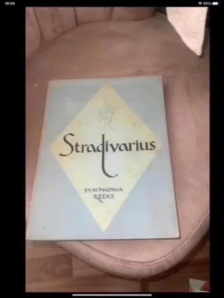 stradivarius, Verzenden