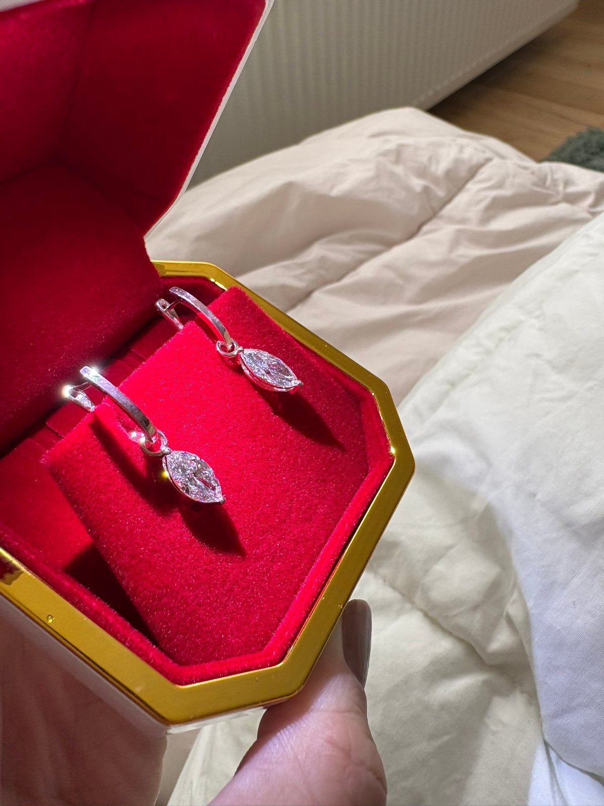 Rosé gouden 18K oorbellen met 3.13ct marquise diamanten, Hangers, Ophalen of Verzenden, Zo goed als nieuw, Roze