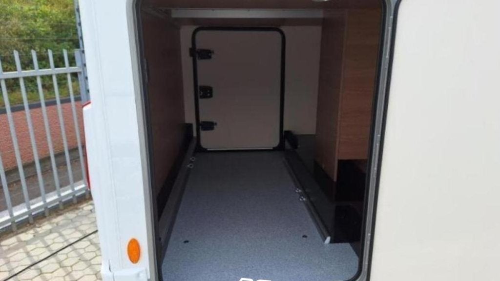 Bürstner Lyseo Harmony Line 690 G EX-VERHUUR 0 KM!!, Caravans en Kamperen, Ringverwarming, ABS, 6 tot 7 meter, Bedrijf