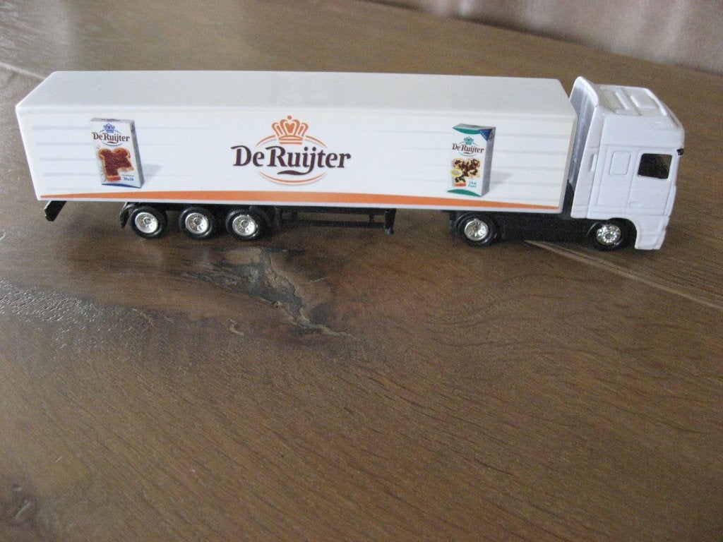 DAF 95 XF truck met De Ruijter reclame, nieuw in verpakking, Verzenden, Nieuw, Bus of Vrachtwagen