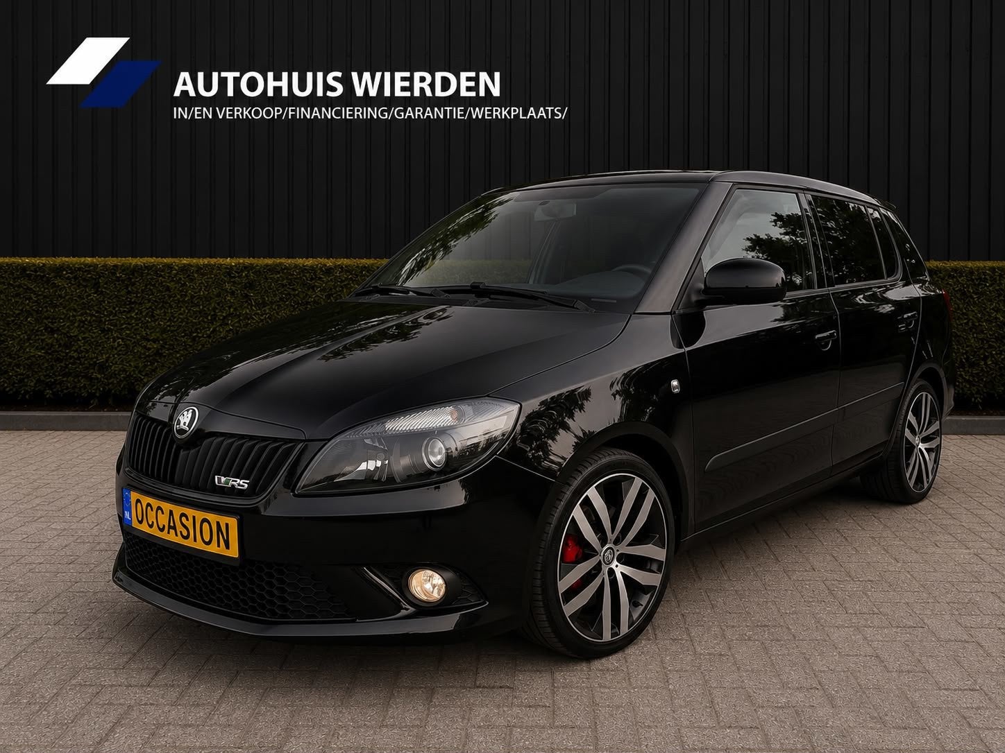 Skoda Fabia 1.4 TSI RS DSG Navi/Stoelverw/Cruise/Voll, Auto's, Skoda, Gebruikt, 4 cilinders, Zwart, Parkeersensor