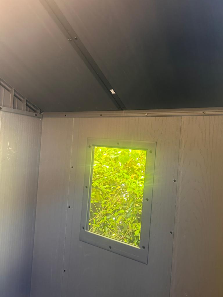 Keter Darwin kunstof tuinhuis, Kunststof, 1 raam, Ophalen, Minder dan 250 cm