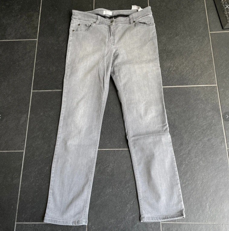 nieuwe Gerry Weber jeans 44, Nieuw, Ophalen of Verzenden, W33 - W36 (confectie 42/44), Grijs