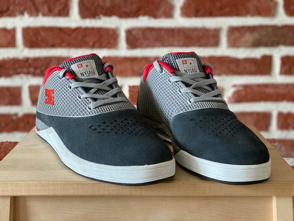 DC Shoes Nyjah N2 Skate Schoenen - Maat 44,5, Ophalen of Verzenden, Zo goed als nieuw, Zwart, Sneakers of Gympen