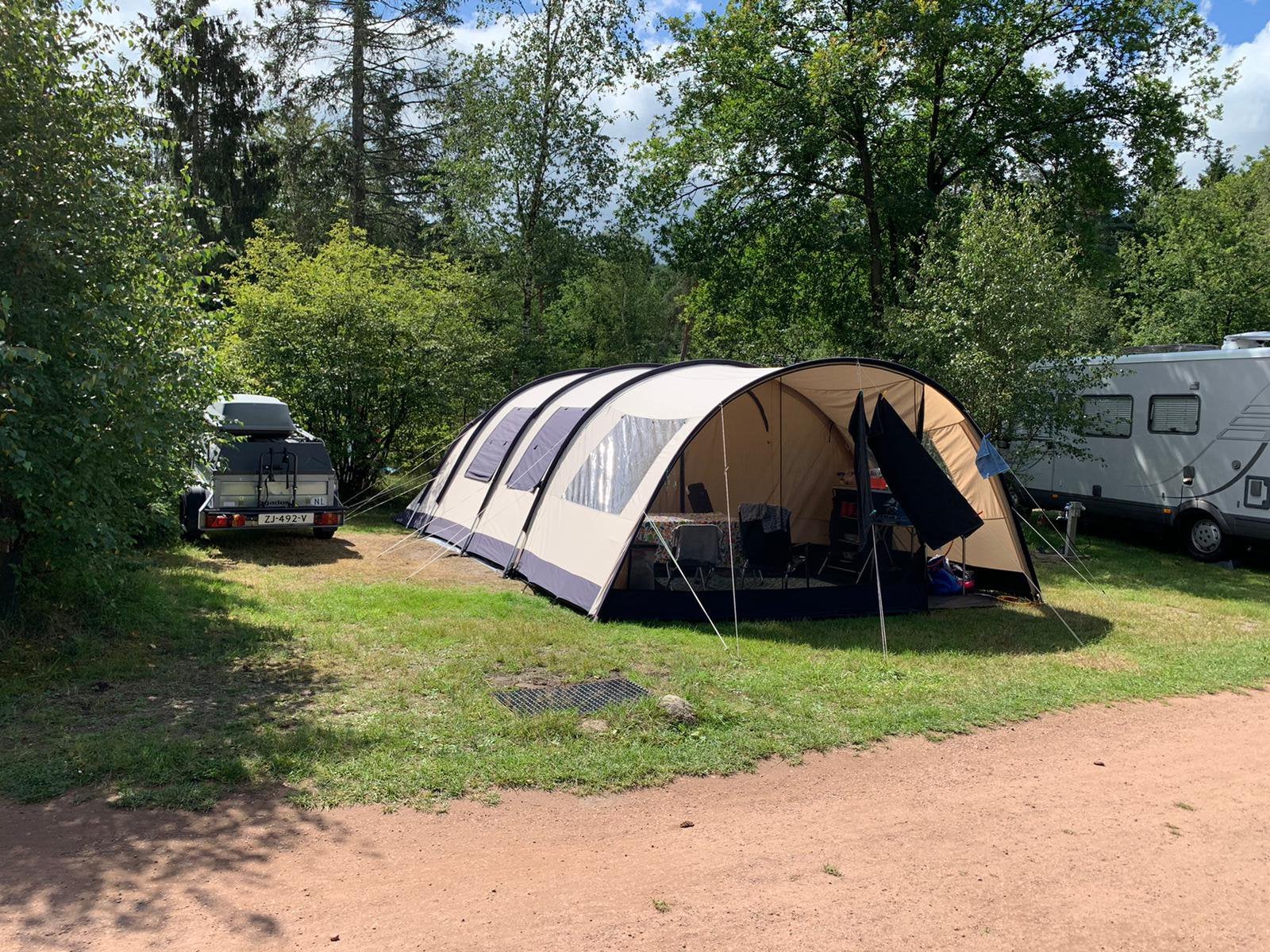 Grote Obelink tent en/of Agados Comfort aanhangwagen, Ophalen, Gebruikt