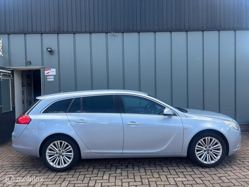 Opel Insignia Sports Tourer 1.4 Turbo EcoFLEX Design Edition, Euro 5, 4 cilinders, Origineel Nederlands, Handgeschakeld