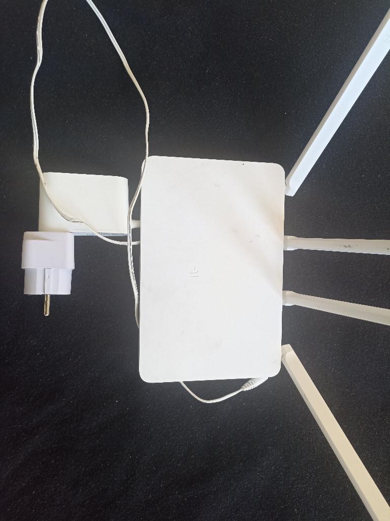 Xiaomi Mi 3 router, Ophalen of Verzenden, Gebruikt, Router, Xiaomi