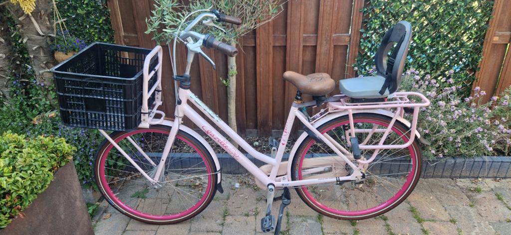Miss Grace Gazelle damesfiets met Yepp fietsstoeltje, Fietsen en Brommers, Fietsen | Dames | Damesfietsen, Ophalen, Gebruikt, Versnellingen