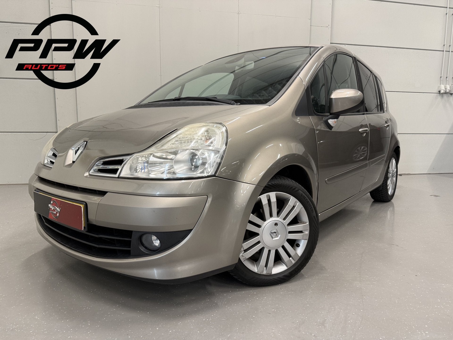 Renault Grand Modus 1.2 TCE Dynamique PERFECT ONDERHOUDEN NE, Voorwielaandrijving, Gebruikt, Zwart, 4 cilinders
