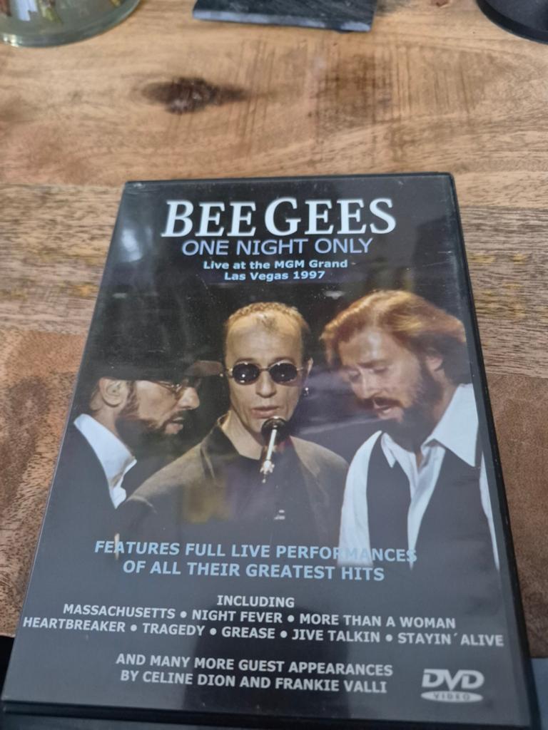 Bee Gees - One Night Only DVD (Live Las Vegas 1997), Alle leeftijden, Ophalen of Verzenden, Gebruikt, Muziek en Concerten