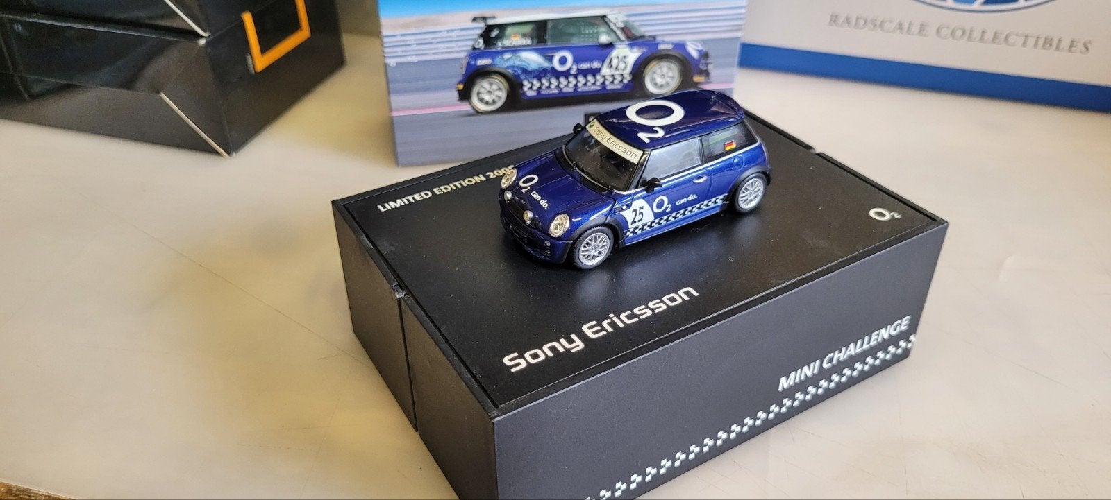 Minichamps Mini Cooper Sony Ericsson, Ophalen of Verzenden, Zo goed als nieuw, Auto, MiniChamps