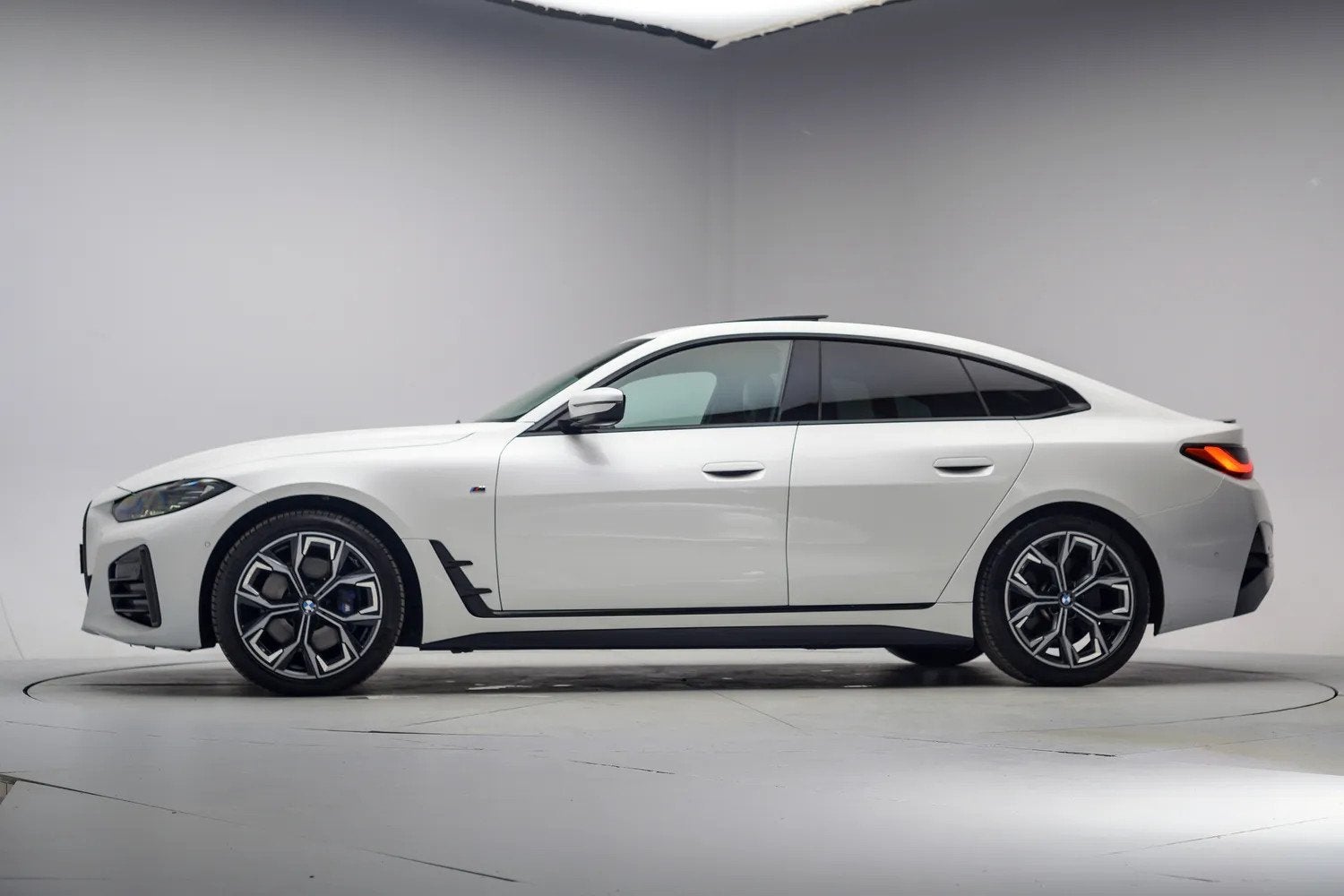 BMW 4 Serie Gran Coupe 420i M Sport Shadow [ Schuifdak H/K A, Automaat, 1998 cc, 15 km/l, Gebruikt
