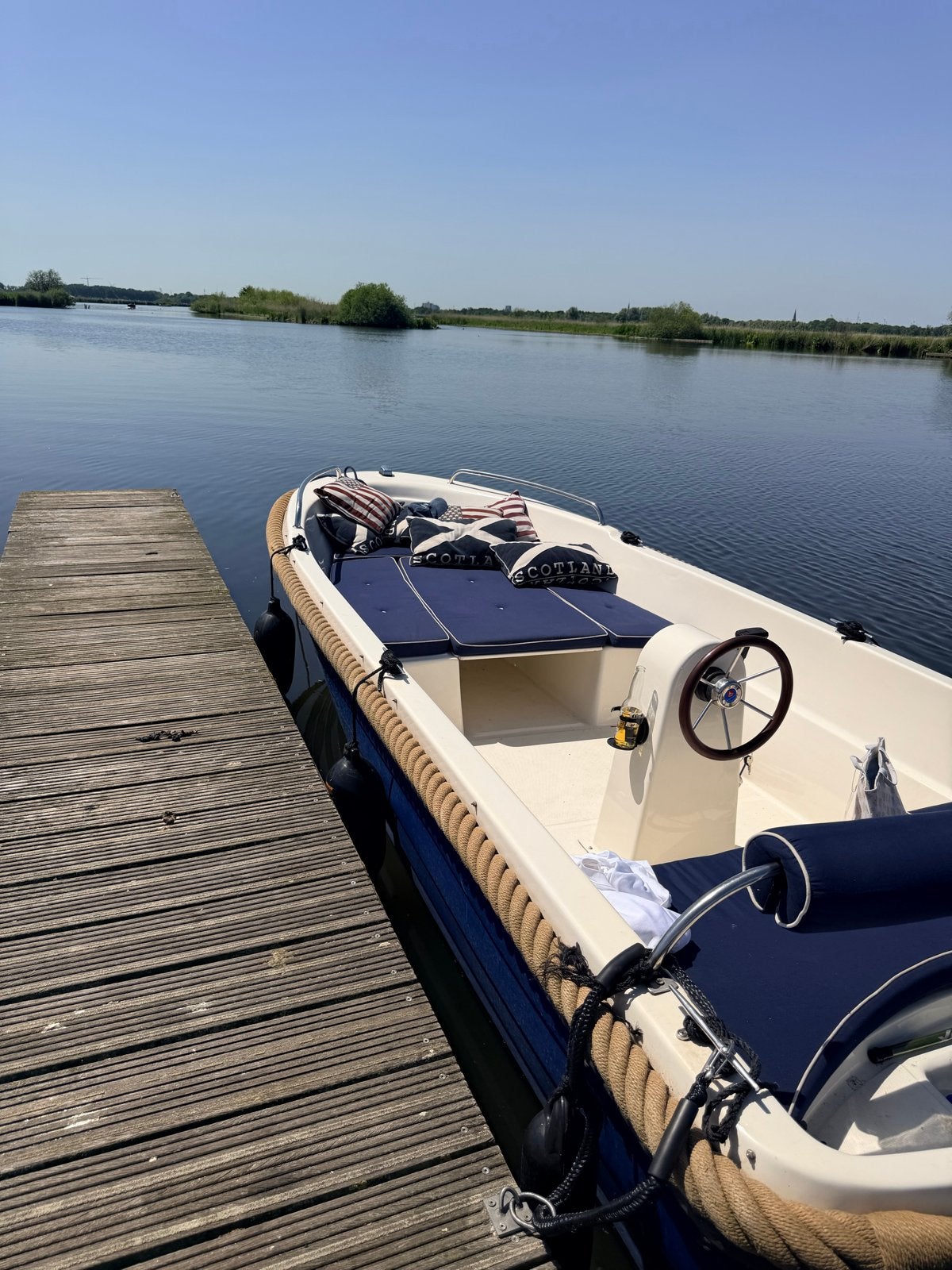 Nette Sloep 5m met 9,9pk motor - Antifouling dit jaar, Watersport en Boten, Ophalen, 10 pk, 5 m, Zo goed als nieuw