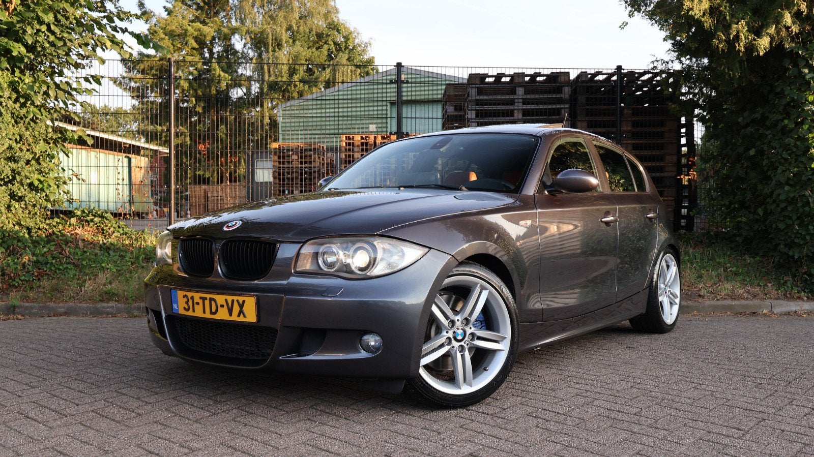 BMW 1-Serie 3.0 130I AUT NL Auto M-pakket 265PK Bilstein kit, Auto's, Achterwielaandrijving, 2996 cc, 6 cilinders, 1-Serie