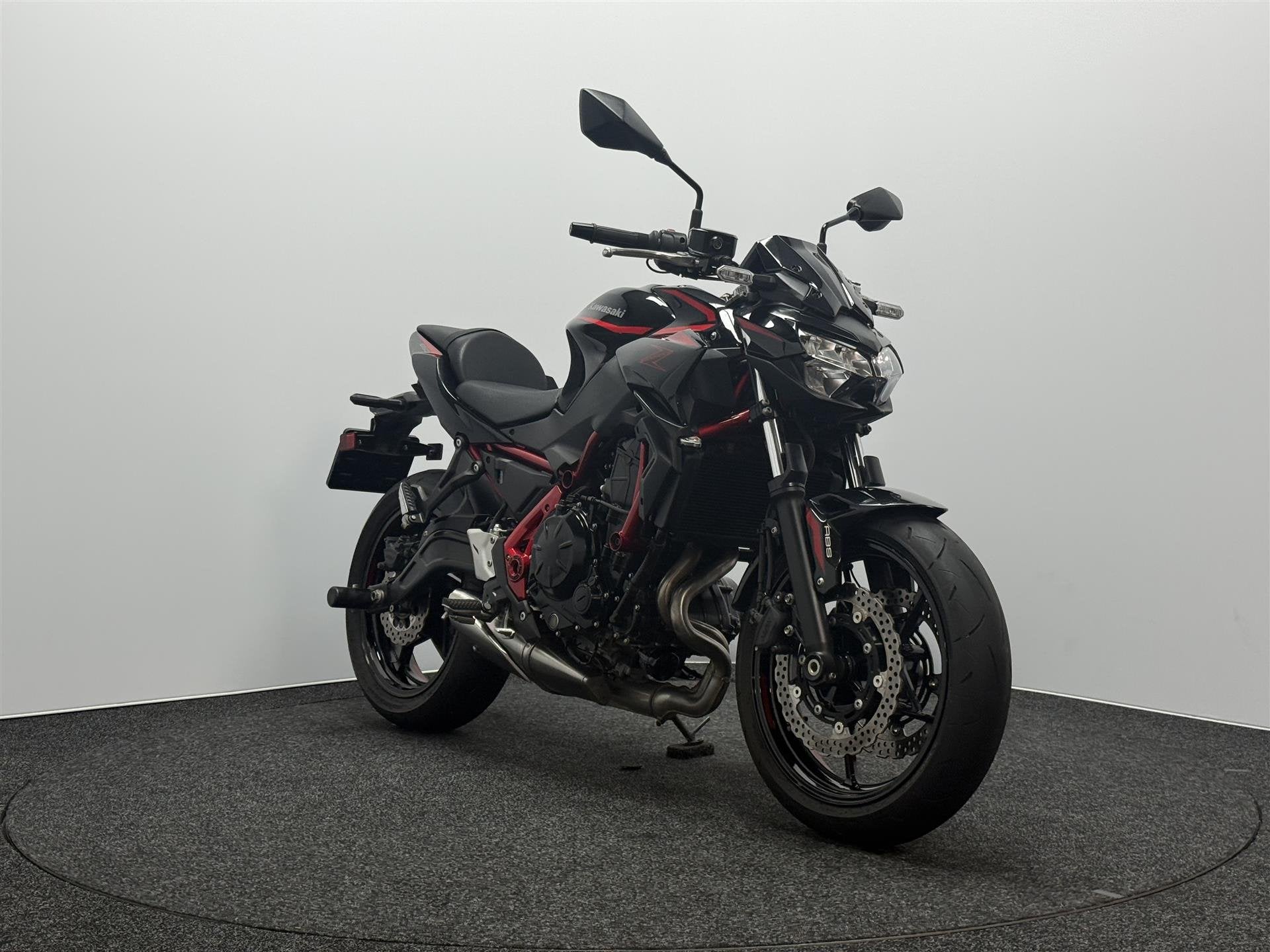 Kawasaki Z650 ABS, Motoren, Motoren | Kawasaki, 649 cc, Bedrijf, Meer dan 35 kW, Traction Control