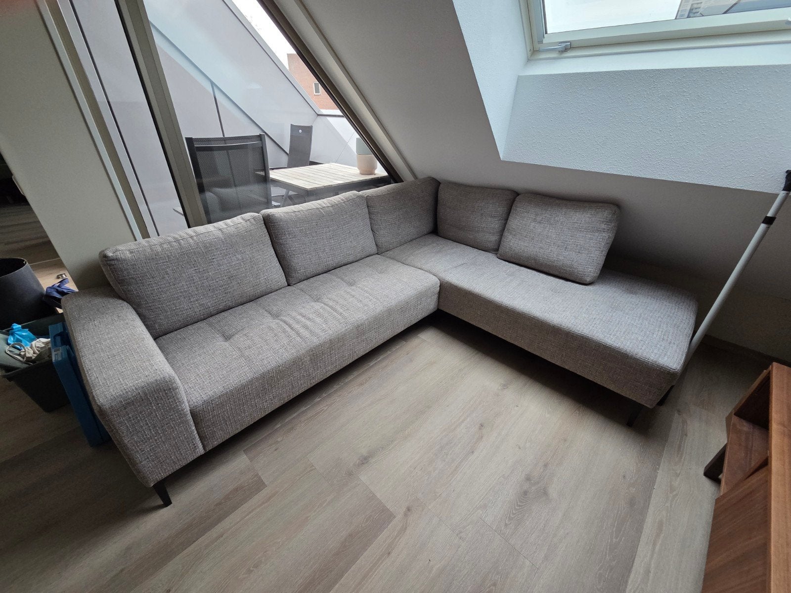 Comfortabele grijze hoekbank, Ophalen, Gebruikt, Hoekbank, 75 tot 100 cm