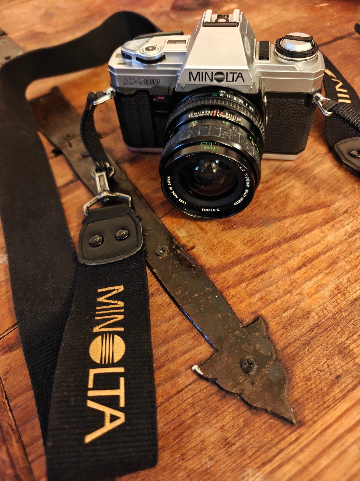 Minolta X-300 spiegelreflexcamera met lens, Audio, Tv en Foto, Fotocamera's Analoog, Ophalen of Verzenden, Gebruikt, Spiegelreflex