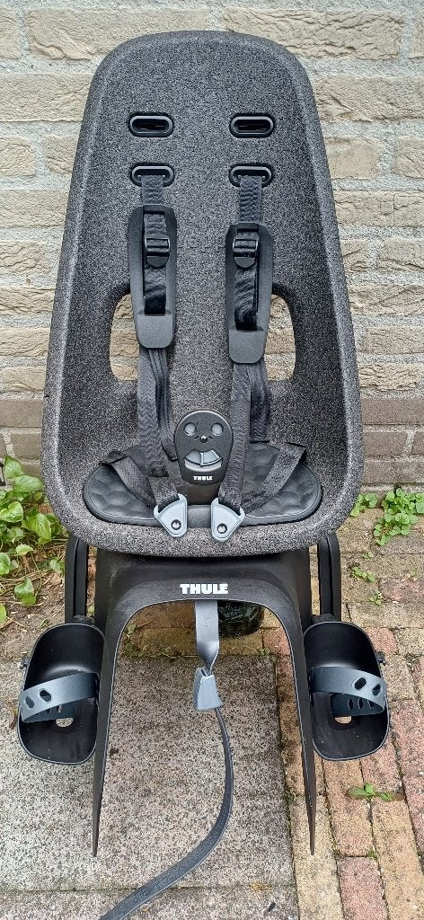 Thule fietsstoeltje achter, Fietsen en Brommers, Fietsaccessoires | Fietsstoeltjes, Ophalen, Achterzitje, Voetsteuntjes, 9 t/m 18 kg