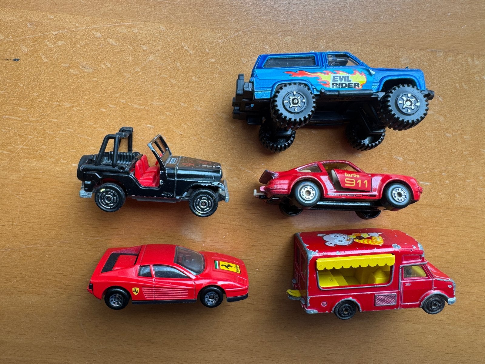 5 vintage speelgoedauto's (Matchbox, Majorette), Hobby en Vrije tijd, Modelauto's | Overige schalen, Gebruikt, Auto, Ophalen of Verzenden