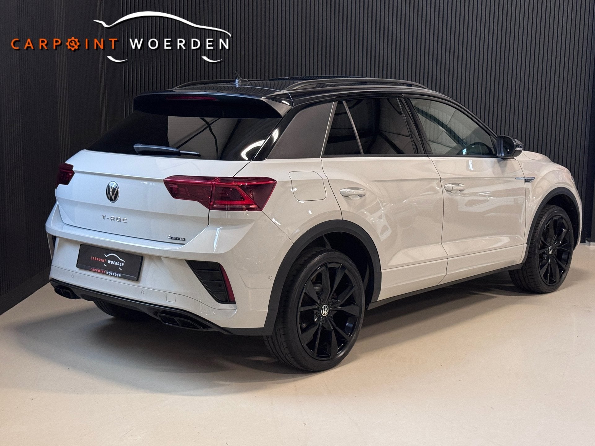 Volkswagen T-Roc 2.0 TSI 4Motion 3X R-LINE | PANO | IQ LIGHT, Automaat, Gebruikt, Zwart, 1984 cc