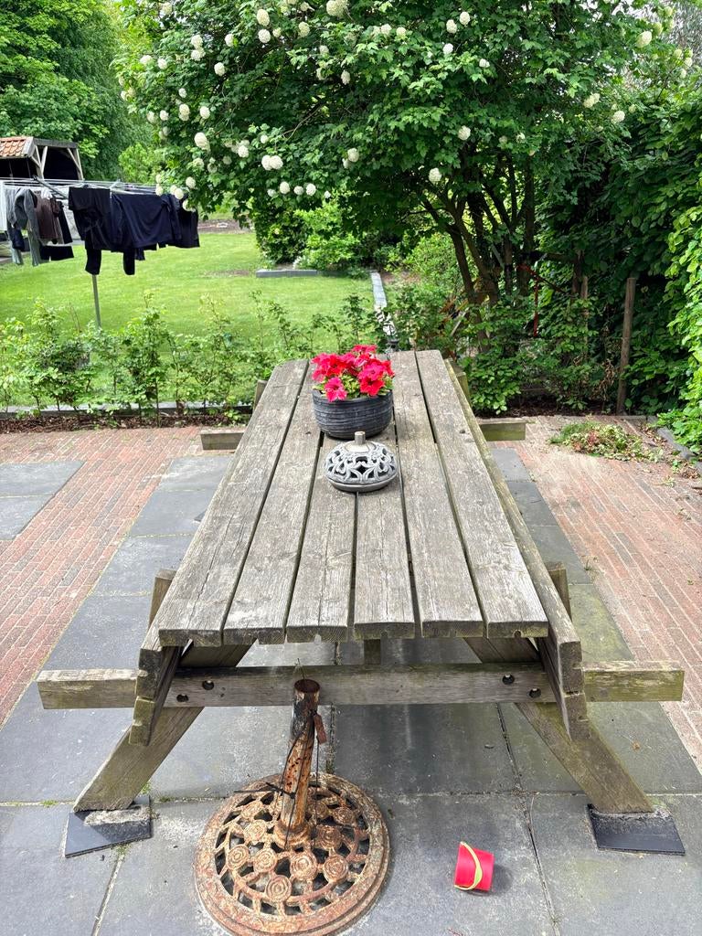 Robuuste houten picknicktafel - 220x153cm, Tuin en Terras, Picknicktafels, Ophalen, Zo goed als nieuw, Rechthoekig, Hout