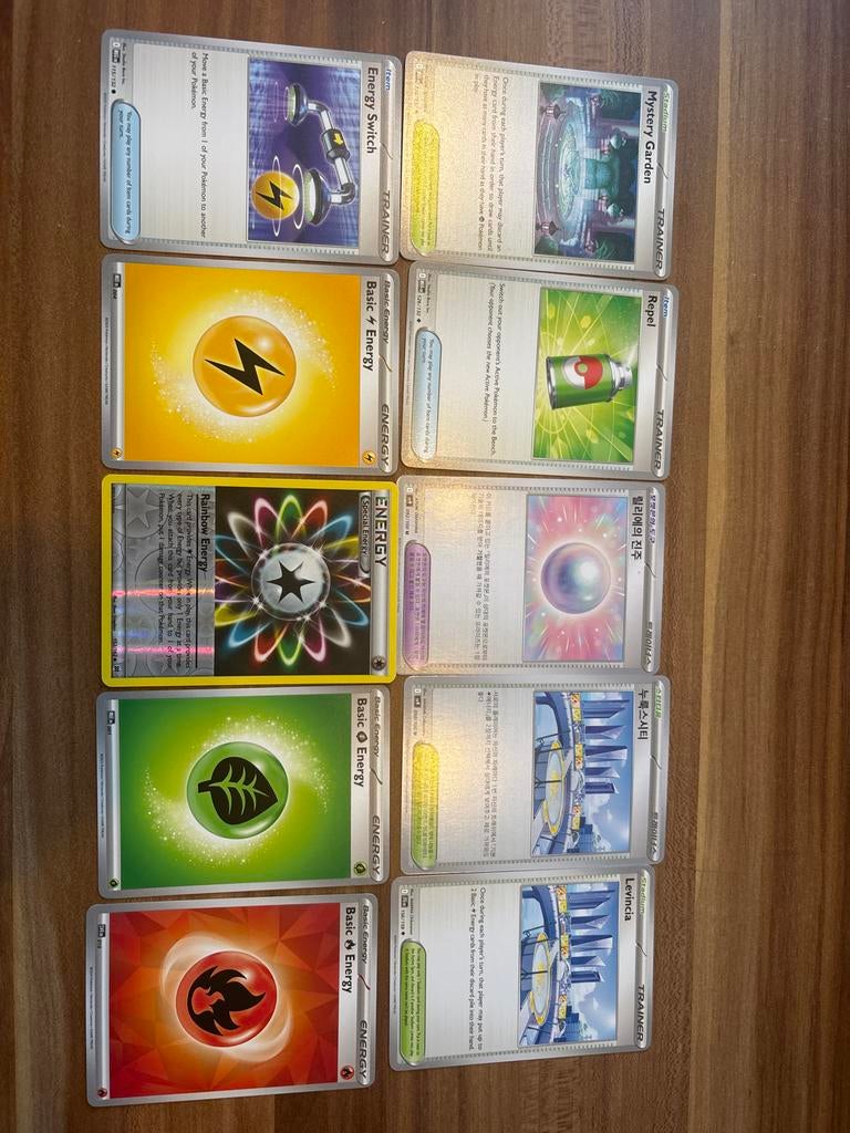Mix van Pokémon Energy en Trainer kaarten, Ophalen of Verzenden, Nieuw, Meerdere kaarten, Foil