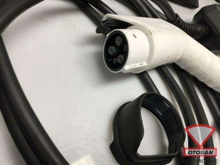 vw golf 7 facelift gte lader oplaad kabel 12e971675ct, Gebruikt, Volkswagen, Volkswagen AG, Vw@volkswagen.de