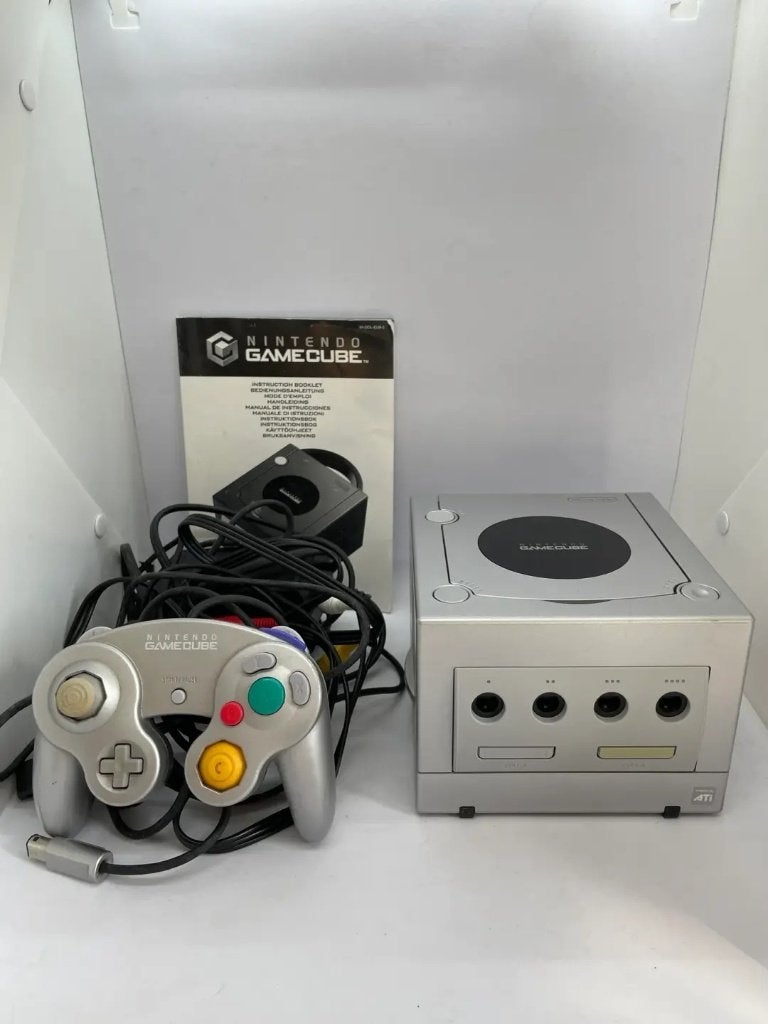Complete Nintendo GameCube Set (Zilver) + 6 spellen!, Spelcomputers en Games, Verzenden, Overige genres, Eén computer, Zo goed als nieuw