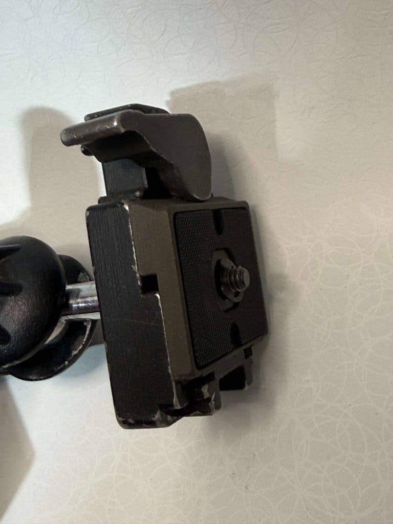 Manfrotto Cameraklem, Gebruikt, Ophalen of Verzenden, Guaestus Trading, Sales@guaestus.com