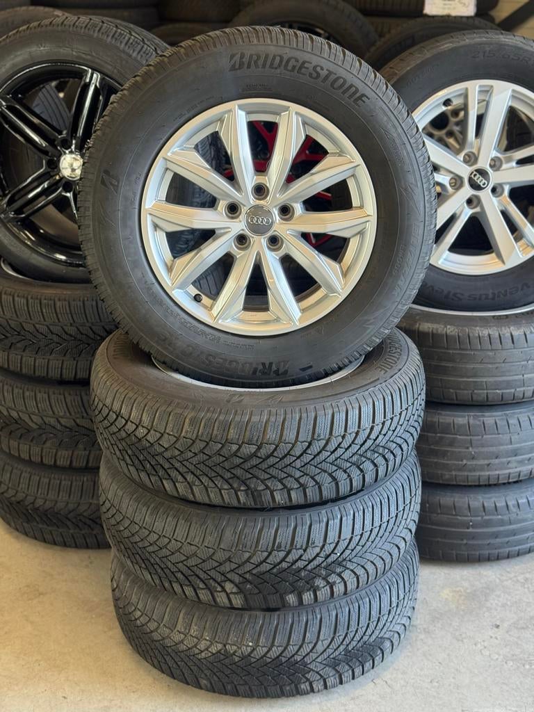 Audi Q5  - 235/65R17 banden met velgen, Auto-onderdelen, Banden en Velgen, Gebruikt, Banden en Velgen, 17 inch, 235 mm