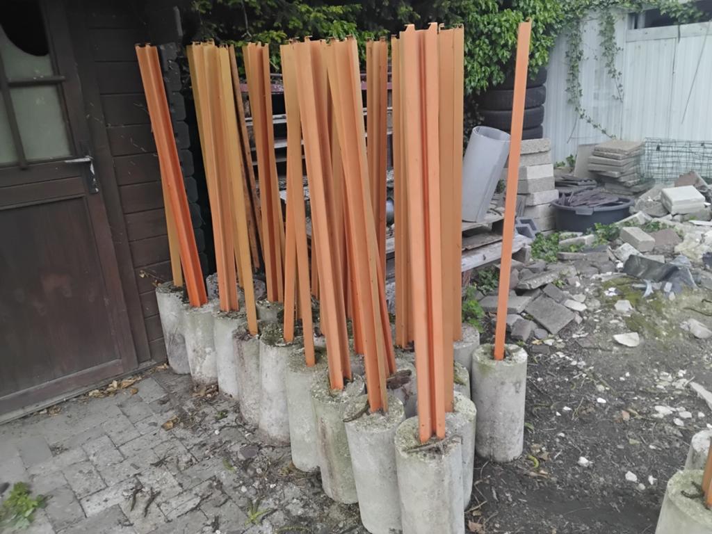 Tuinpalen  afraster palen, Tuin en Terras, Ophalen of Verzenden, Overige materialen
