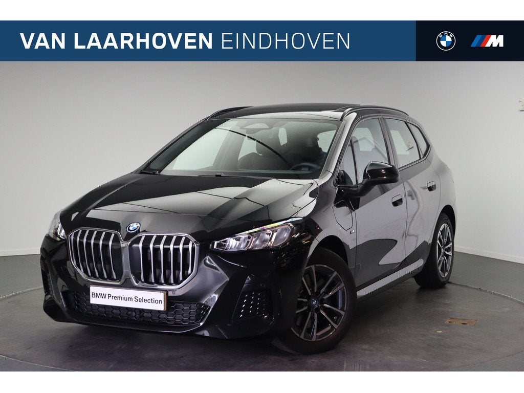 BMW 2 Serie Active Tourer 230e xDrive M Sport Automaat / Pan, Auto's, BMW, Bedrijf, Te koop, 2-Serie Active Tourer, 4x4, Achteruitrijcamera