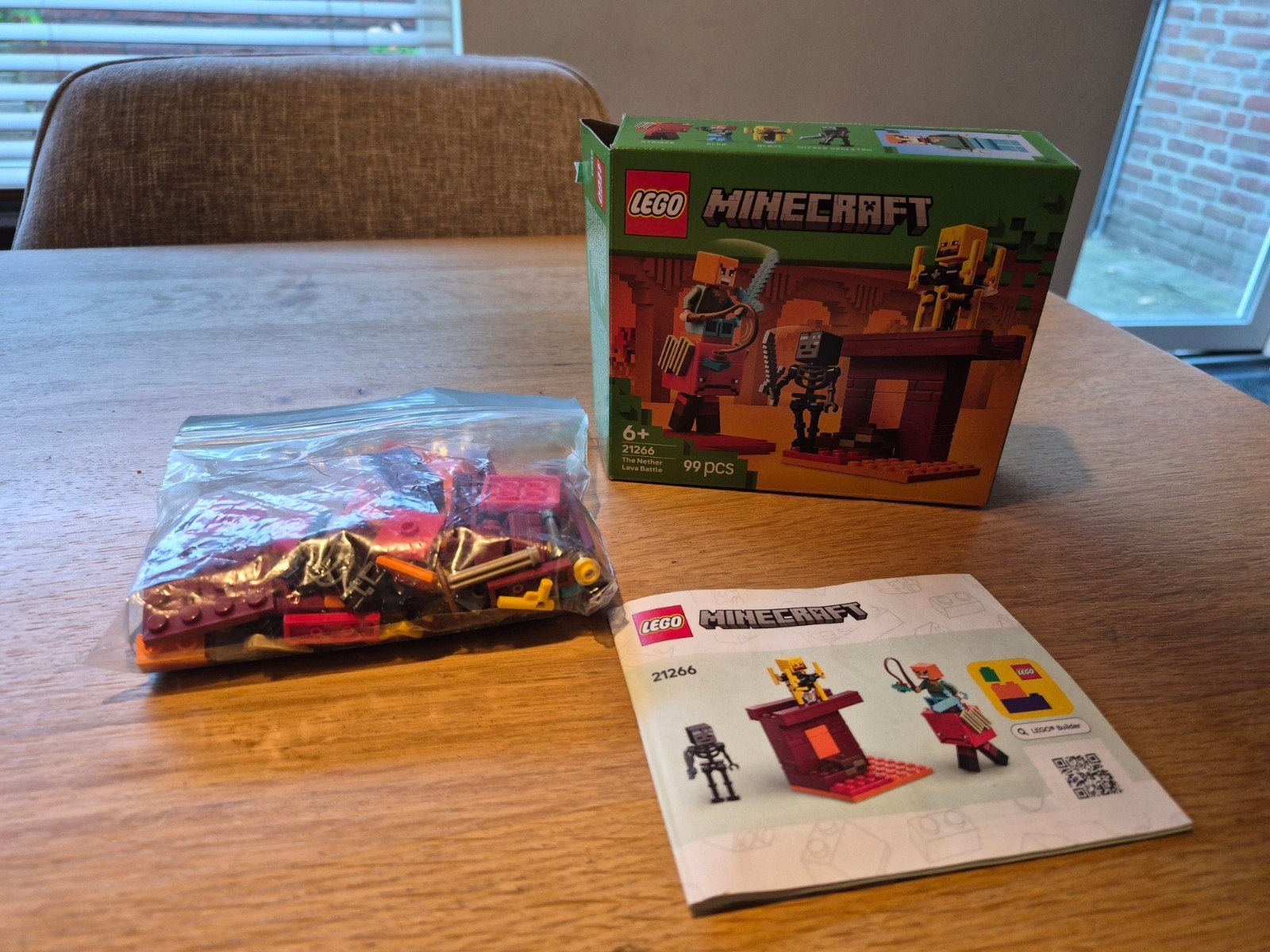 Lego Minecraft 21266 The Nether Lava Battle, Compleet, Minecraft, Lego, Ophalen of Verzenden