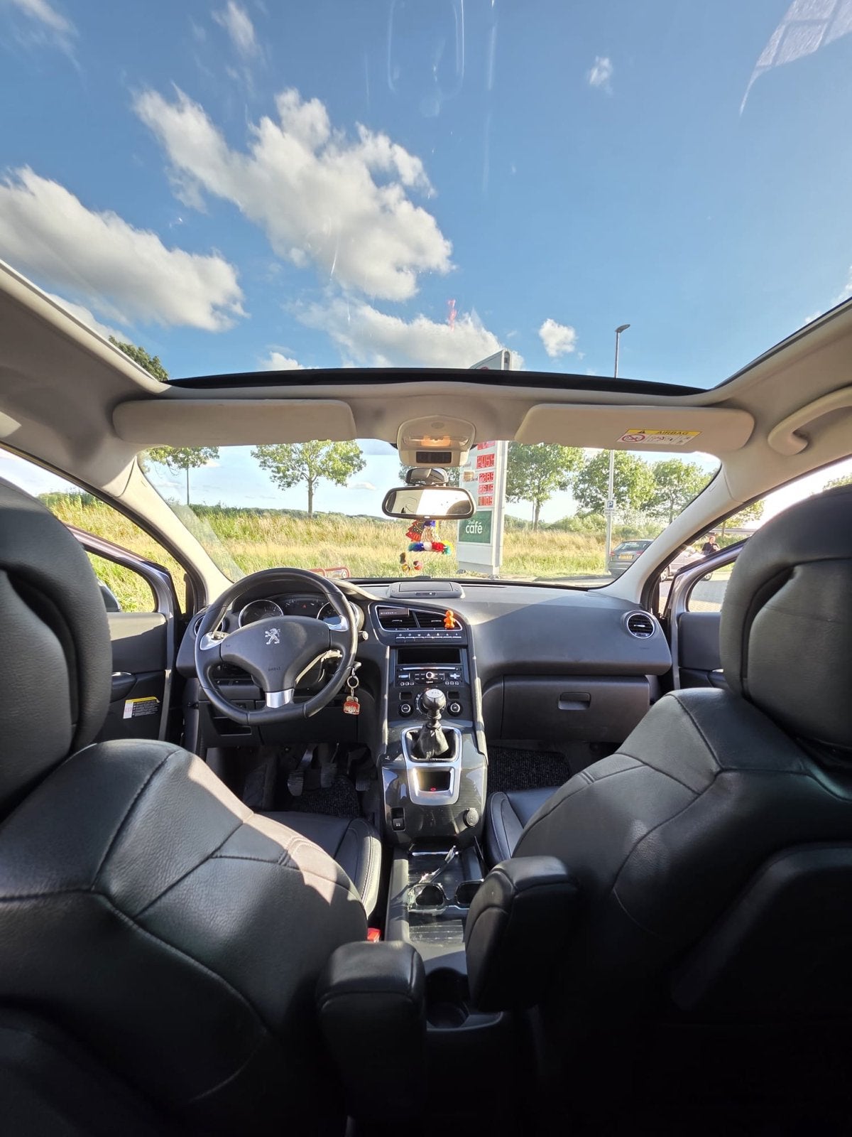Peugeot 5008 1.6 THP 5PL 2014 Grijs, Auto's, Peugeot, Voorwielaandrijving, 1550 kg, Zwart, 1435 kg