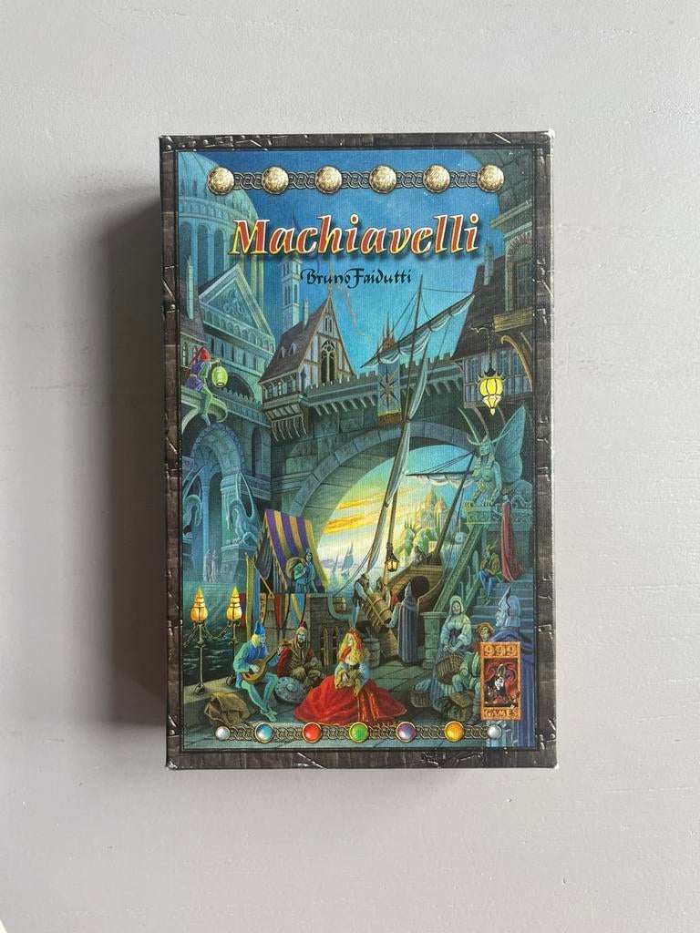Machiavelli, Vijf spelers of meer, Ophalen of Verzenden, Zo goed als nieuw, 999 Games