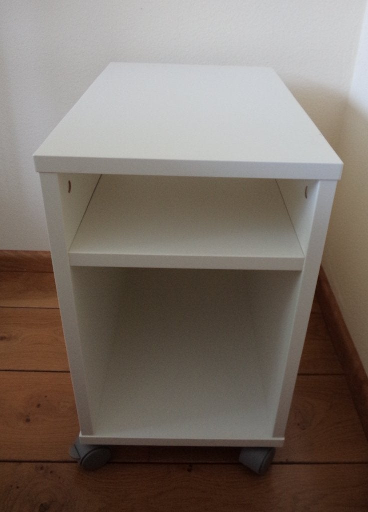 Ikea Oltedal nachtkastje, Ophalen, Minder dan 45 cm, Zo goed als nieuw, Minder dan 55 cm