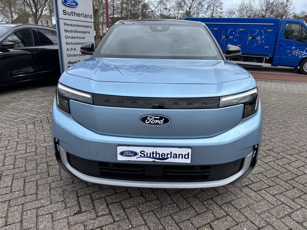 Ford Explorer Premium Extended Range AWD 79 kWh 340pk! | Vie, Auto's, Ford, Automaat, Gebruikt, Blauw, 340 pk