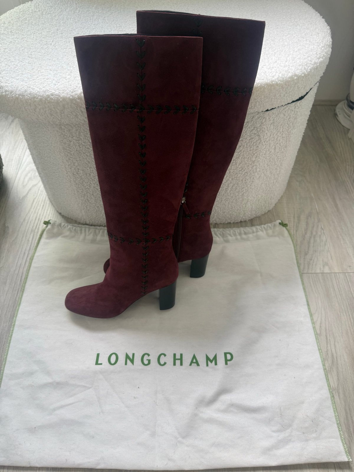 Longchamp suède hoge laarzen bordeauxrood maat 38, Ophalen of Verzenden, Nieuw, Rood, Hoge laarzen